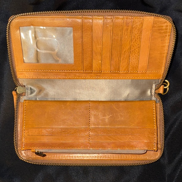 Lucky Brand Brown Leather Wristlet Wallet - Picture 6 of 12